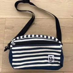 CHUMSリバーシブルショルダーバッグネイビー＆ボーダー
