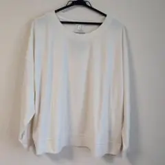 H&M オーバーサイズスウェット アイボリー