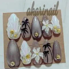 現品価格　ベージュ×マーメイドネイル