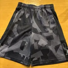 UNDER ARMOUR ハーフパンツ YLG