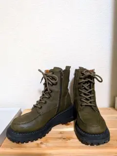 オリーブ 厚底ブーツ ジッパー付き