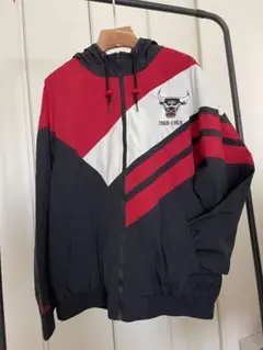 【美品】NBA Bulls フード付きジャケット