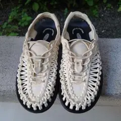 KEEN キーン　ユニーク　サンダル 1023170 編み込みデザイン 23cm