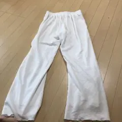 160 裾メロウ　パンツ　白