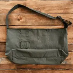 Item thumbnail for item 26786fe3-3a13-4899-a992-024cb3d0da41