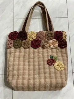 即日発送♪花モチーフのキルティングバッグ