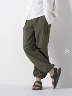 ユニクロ　パラシュートパンツ