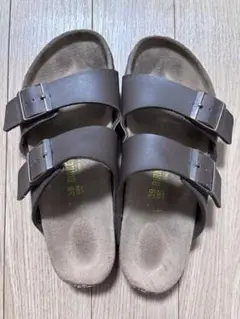 Birkenstock ブラウン ダブルストラップ サンダル