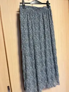 本日処分　プリーツスカート 小花柄　ロングスカート　マキシ丈　くすみブルー