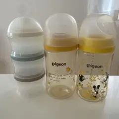 Pigeon 哺乳瓶　240ml プラスチック　2本+ミルクケース