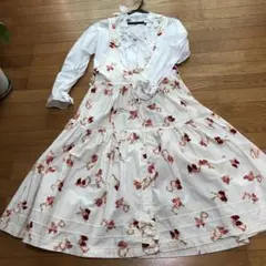 ピンクハウス ジャンパースカートとブラウス