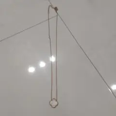 クローバーネックレス