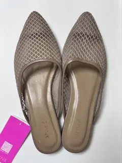 2PINK メッシュサンダル ベージュ