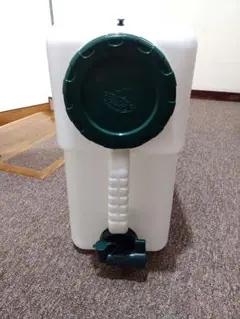 キャプテンスタッグ ウォータータンク20Lu0026タンク用スタンドのセット売り