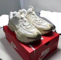 【Nike】W ズーム ボメロ Zoom Vomero Roam NIKE VOMERO ROAM REVIEW - THE BEST WINTER SNEAKER