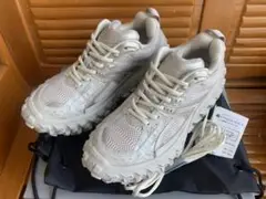 Item thumbnail for item 551e1f6f-b74f-47bf-99d5-de6c63733ee3