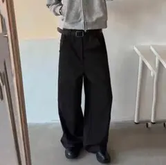 変形ワイドパンツ　スラックス　ブラック
