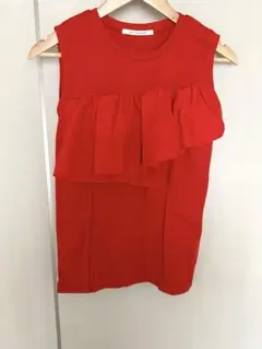 タンクトップ