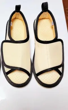 竹虎 転倒予防シューズ つま先なし ベージュ Mサイズ【入院用シューズ病院推奨】