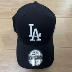 New Era 9FORTY LA ブラックキャップ