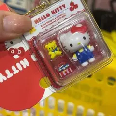 サンリオ　ミニチュアパッケージチャーム（ミニチュアトイ）　キティ　匿名配送