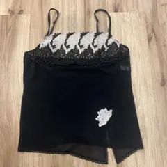 【美品】レース装飾付き黒キャミソール