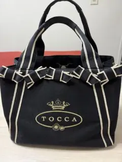 お値下げ☘️TOCCA☘️黒☘️リボンだらけ✨大きめバック✨美品✨✨✨