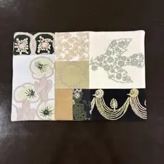 ミナペルホネン 生地使用　flower cake パッチワークブックカバー