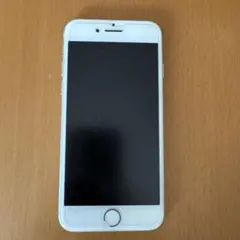 Apple iPhone 7 ホワイト 本体