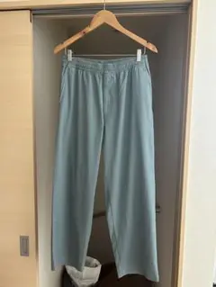 UNIQLO ストレッチイージーアンクルパンツ