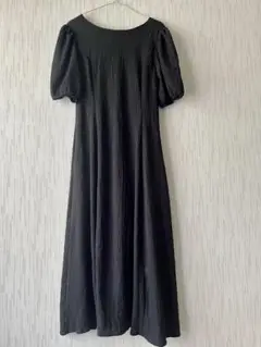 パフスリーブ　ロングワンピース　ブラック　フォーマル　オフィスカジュアル　新品