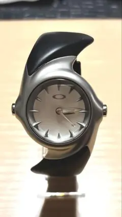 Oakley アナログ腕時計 シルバー/ブラック