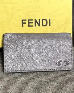 美品 フェンディ セレリア グレージュ シルバーロゴ 本革 手帳カバー