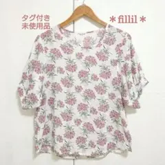【新品】フィリル⭐プルオーバーブラウス