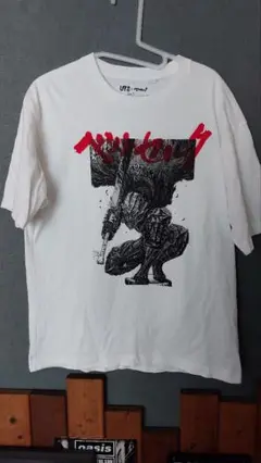 ユニクロ ベルセルク コラボ Tシャツ 狂戦士の甲冑 UT