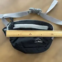 L.L.Bean ボディバッグ 黒 約30cm x 20cm
