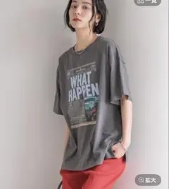 【LOWRYS FARM】NEWS PAPER TEE チャコール