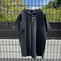 竹野内豊 シンプル ヘンリーネックT 黒 Gジャンのインナーに