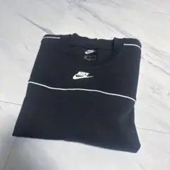 新品です Nike 黒 スウェット M