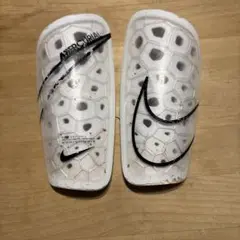 Nike Mercurial すねあて シンガード