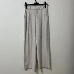 GU タックワイドパンツ ホワイト　Sサイズ