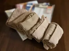 中古品　ストッキングベージュ 満足　サブリナ他　お掃除用などに