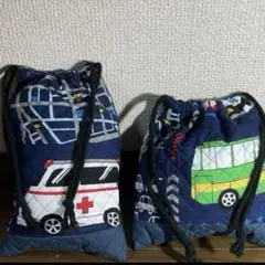 ハンドメイド　キルティング　のりもの柄巾着　2点セット