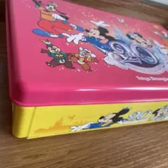 Item thumbnail for item 10747471-3f70-42e1-9e26-47b112875e8c