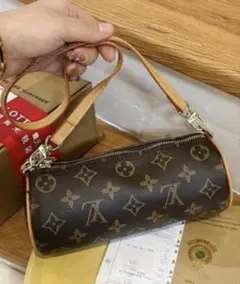 Louis Vuitton モノグラムショルダーバッグ