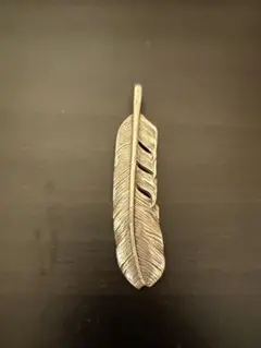 フェザーネックレストップ