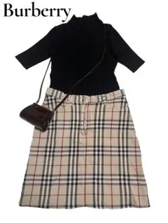 Burberry ミニスカート