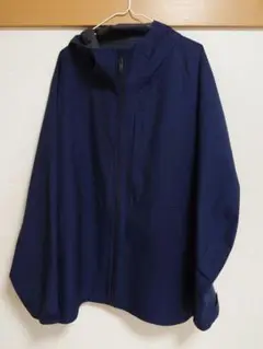 ユニクロ　ブロックテックパーカー3Dカット