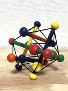マンハッタントイ　Manhattan toy カラフルな立体知育玩具