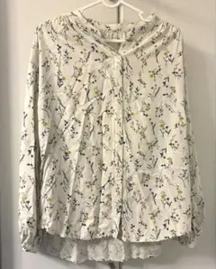 USED★ 花柄レーヨン長袖シャツ Mサイズ　美品